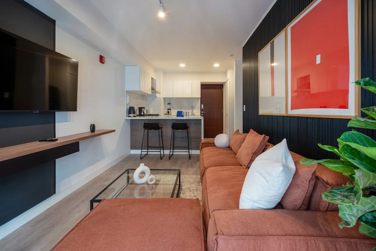 Chic 1br Flat Near Barranco - Pool Access + Dedicated Desk For Remote Work #4