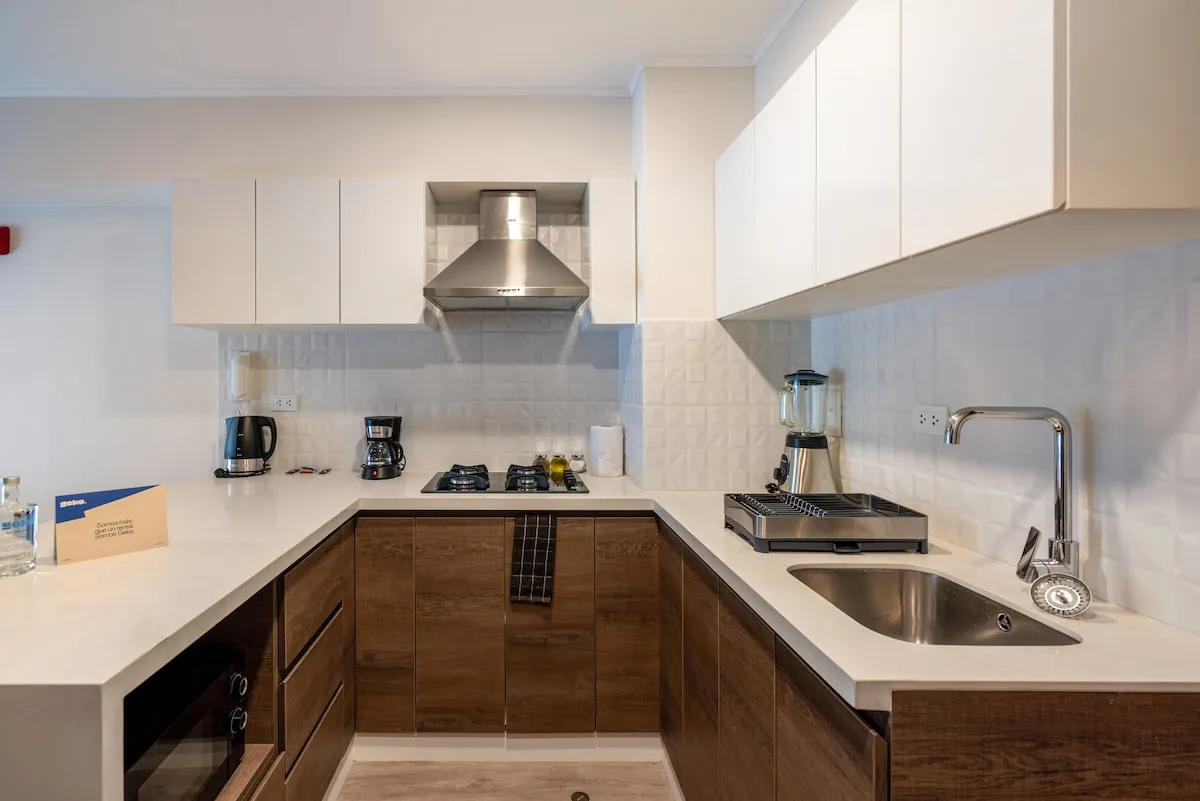 Chic 1br Flat Near Barranco - Pool Access + Dedicated Desk For Remote Work #5