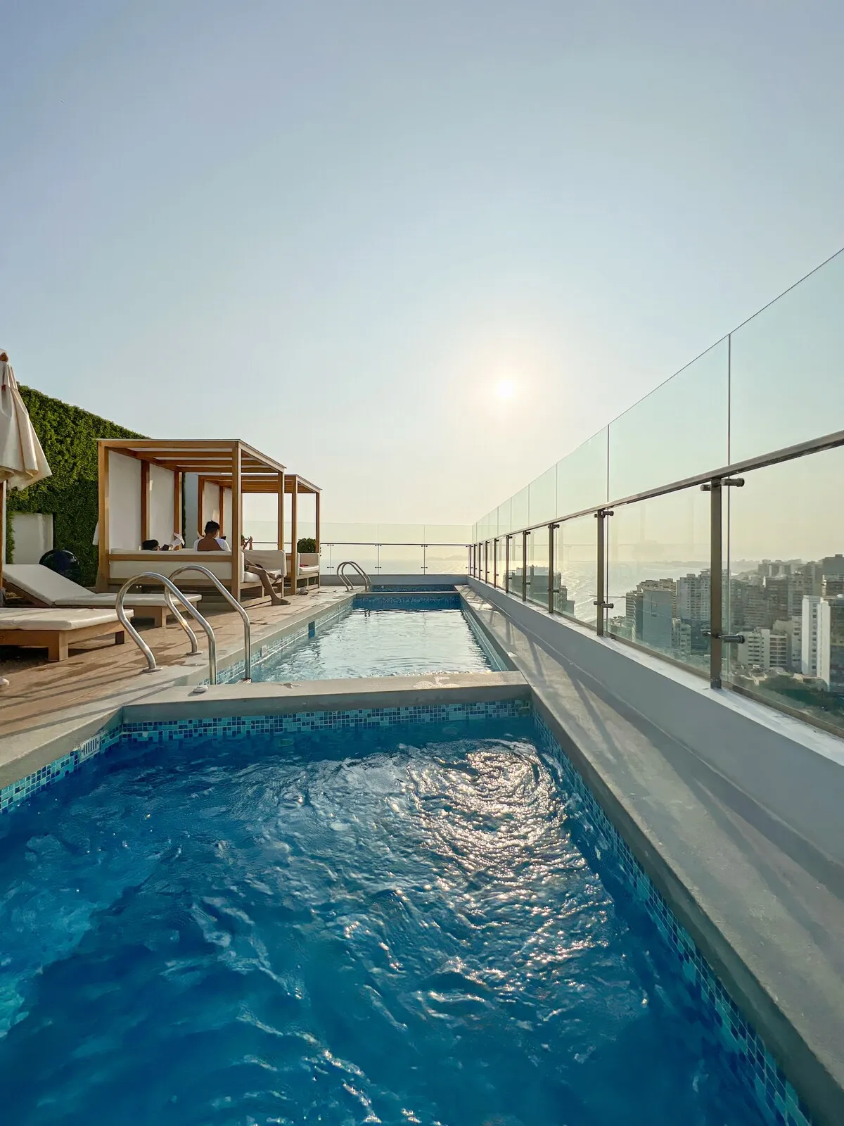 Roomy 1br Flat In Lima's Barranco: Balcony Workspace For Remote Professionals #4