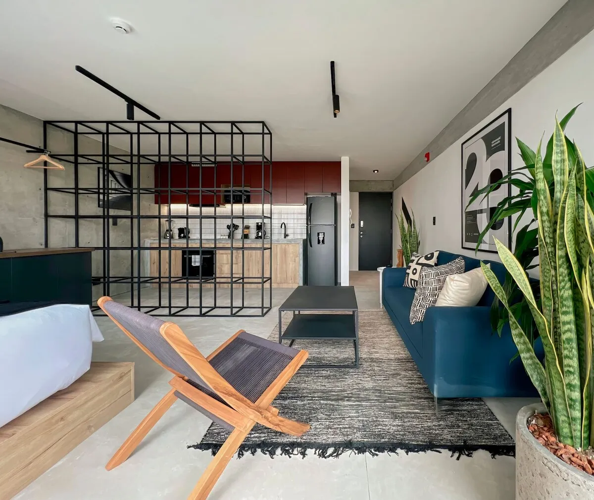 Sophisticated 1br Flat In Barranco - Spacious Balcony Workspace, Lima #5