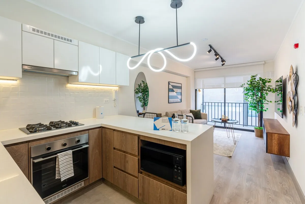 Fresh 1BR w/ Balcony in San Isidro #3