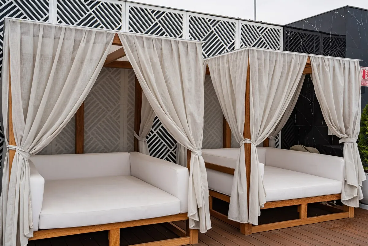 Glamorous 2BR in Barranco w/ Balcony & Pool #3