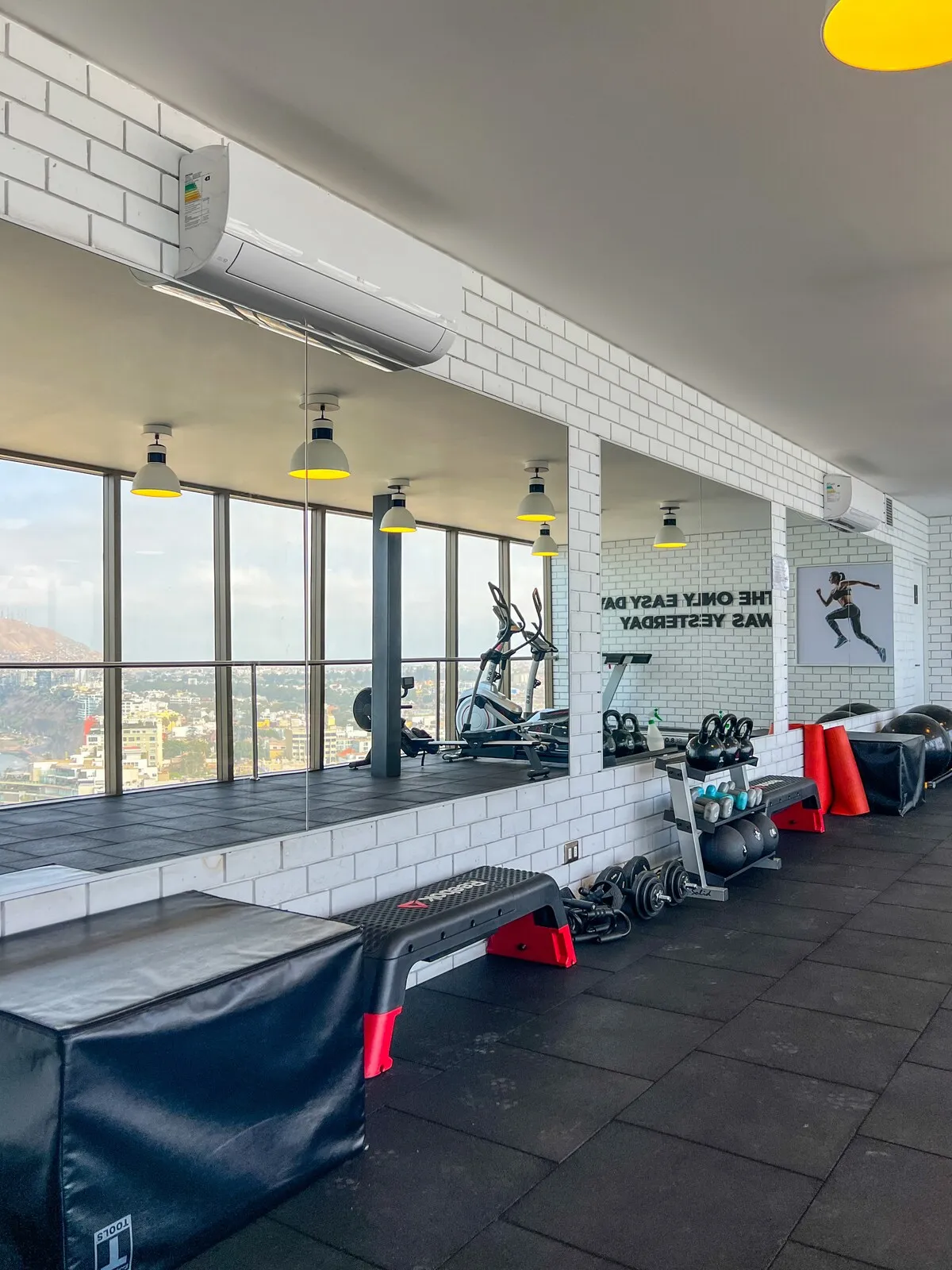 Contemporary 1BR in Barranco w/ balcony #3