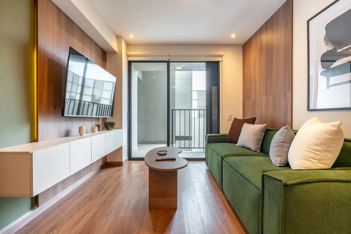 Hidden Gem 1BR w/Balcony in San Isidro