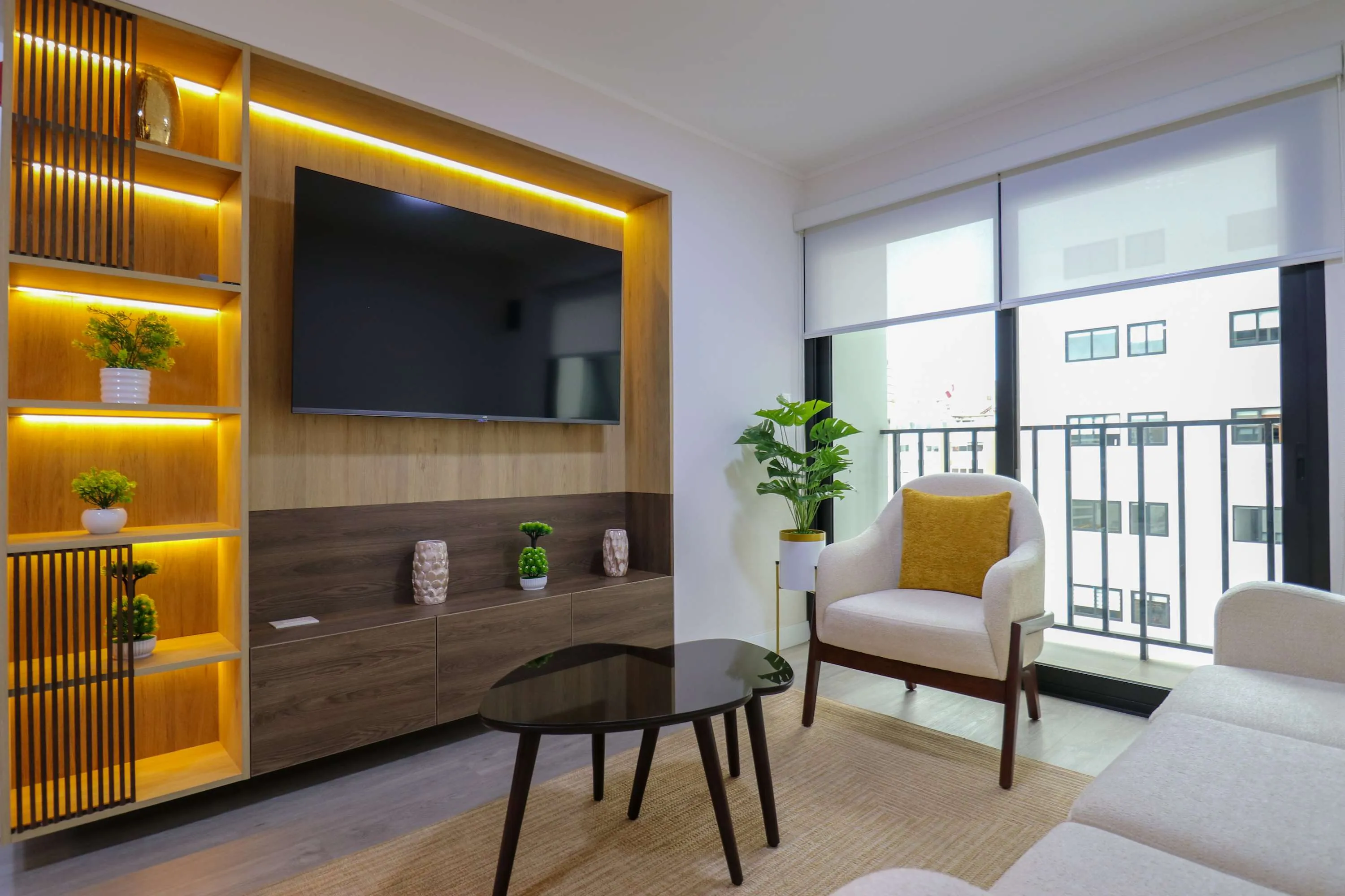 Impressive 3BR w/AC & Balcony in Miraflores