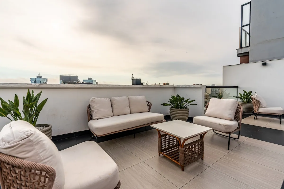 Modern 2BR w/ Pool Near El Olivar Park #3