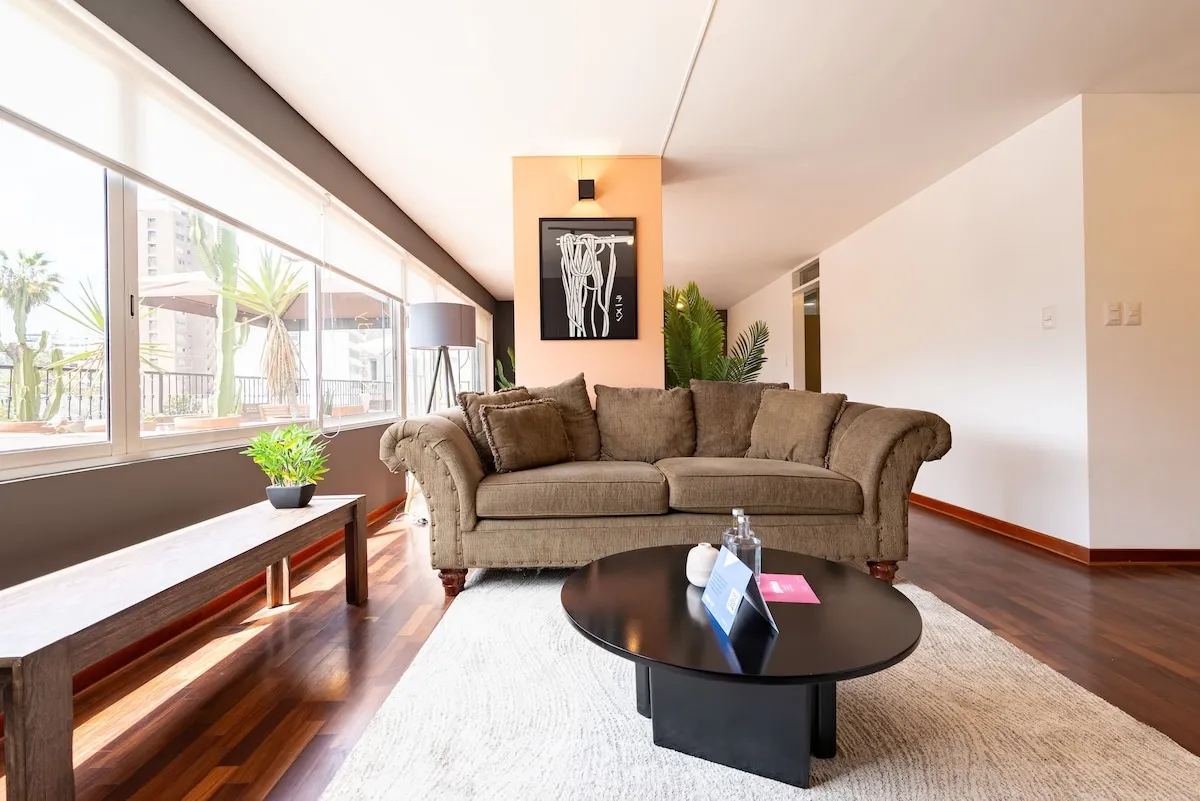 Spacious 3BR w/ Unbeatable View in Lima