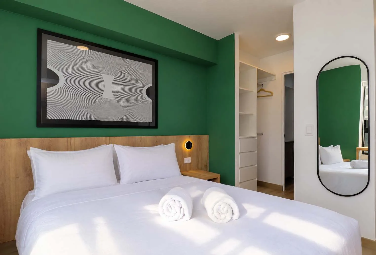 Refined Loft w/ Work Desk in Miraflores #3