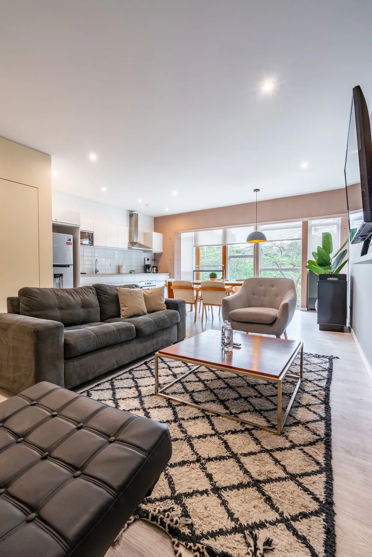 Premium Barranco Flat W/ Dedicated Workspace & Scenic Lima Views #3