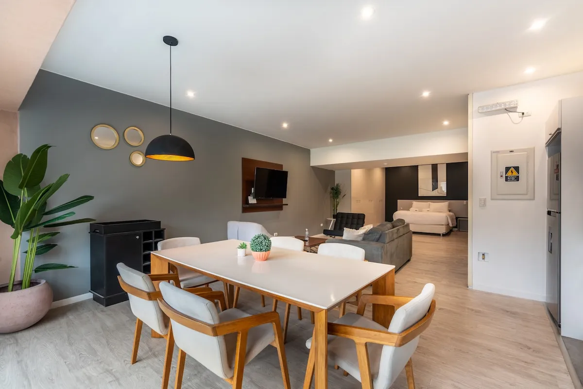 Premium Barranco Flat W/ Dedicated Workspace & Scenic Lima Views #4