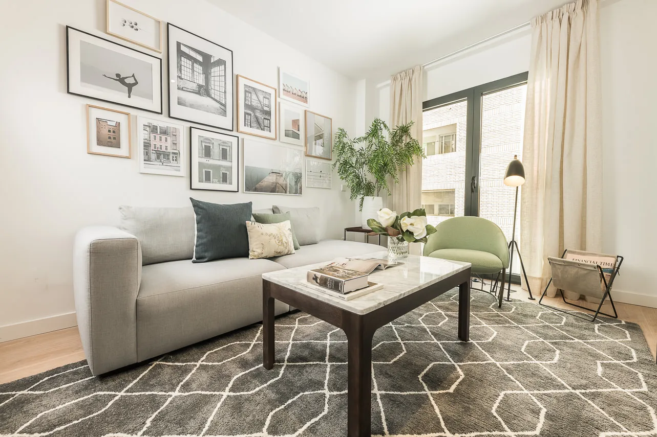 Sophisticated Madrid Flat With Bright, Spacious Areas For Remote Work #5