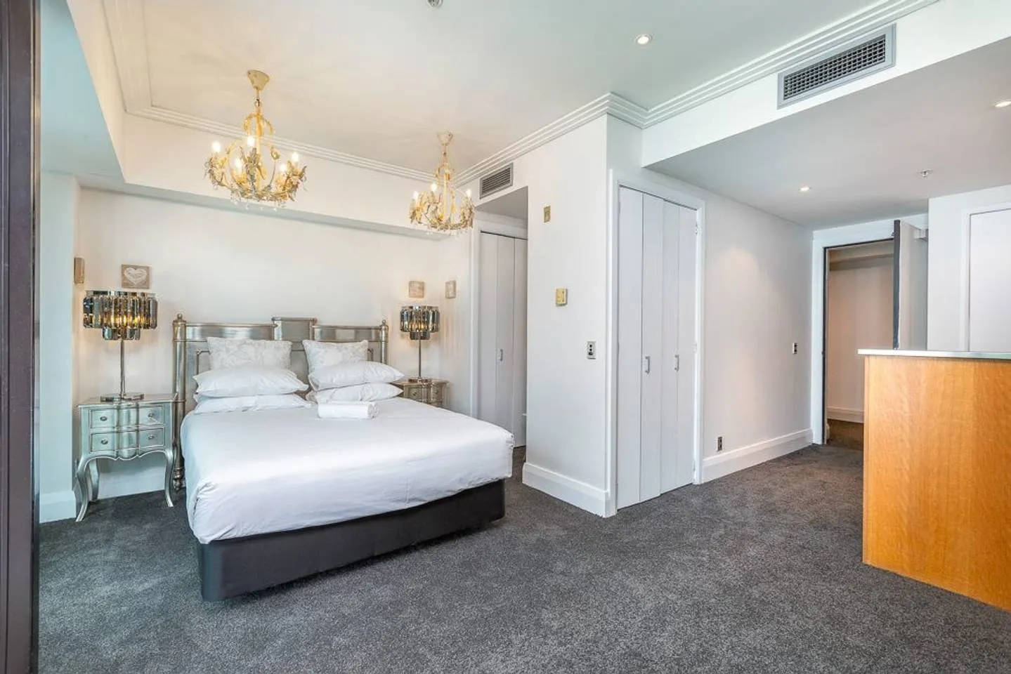 Luxurious Efficient 1br Auckland Flat - Dedicated Home Office & High-speed Wifi #2