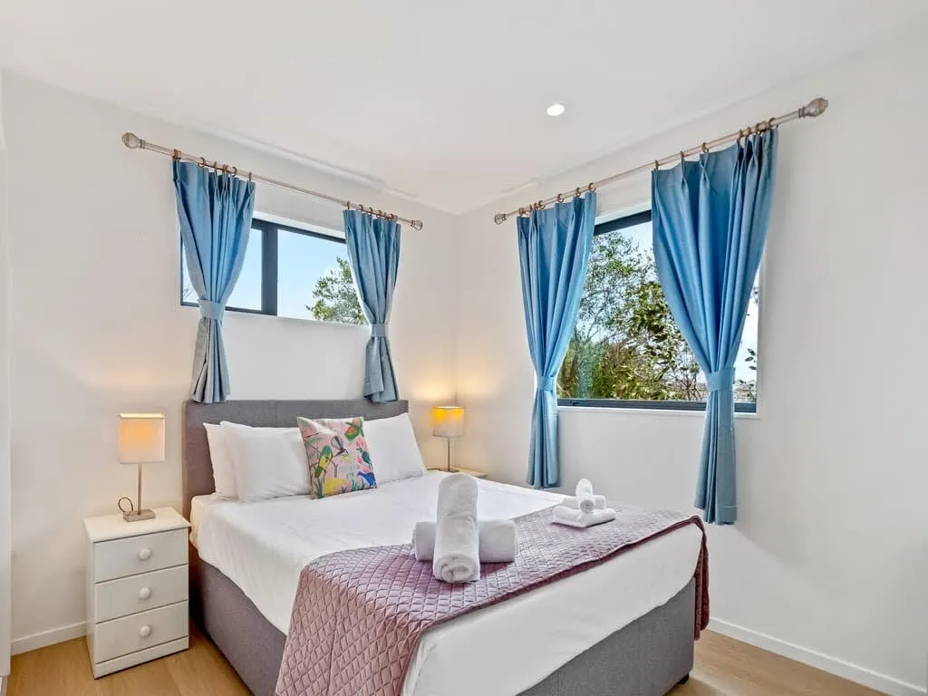 Cozy Professional Auckland Flat For Digital Nomads, Dedicated Home Office & Fast Wifi, 3br #5