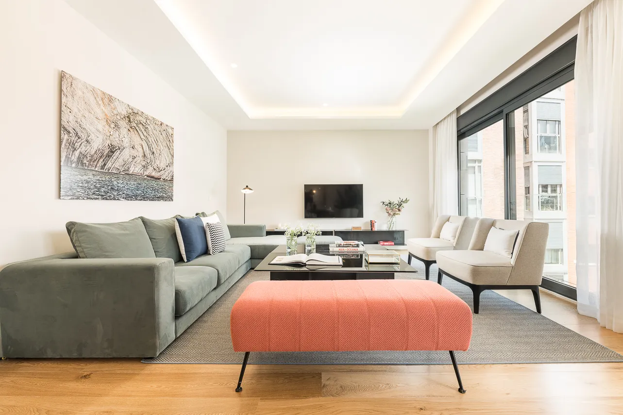 Luxury Madrid Sky Home With Spacious Home Office And Digital Nomad Setup #4