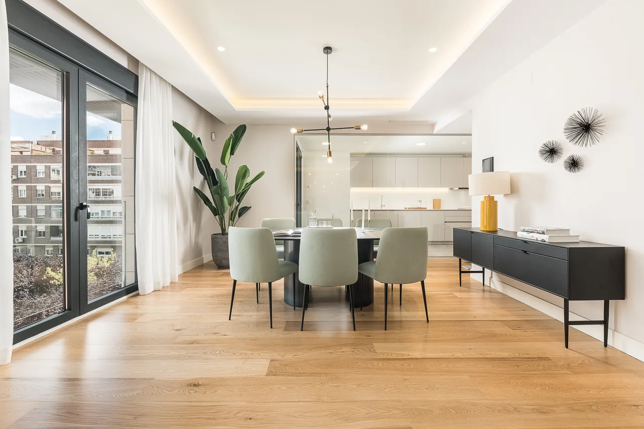 Luxury Madrid Sky Home With Spacious Home Office And Digital Nomad Setup #5