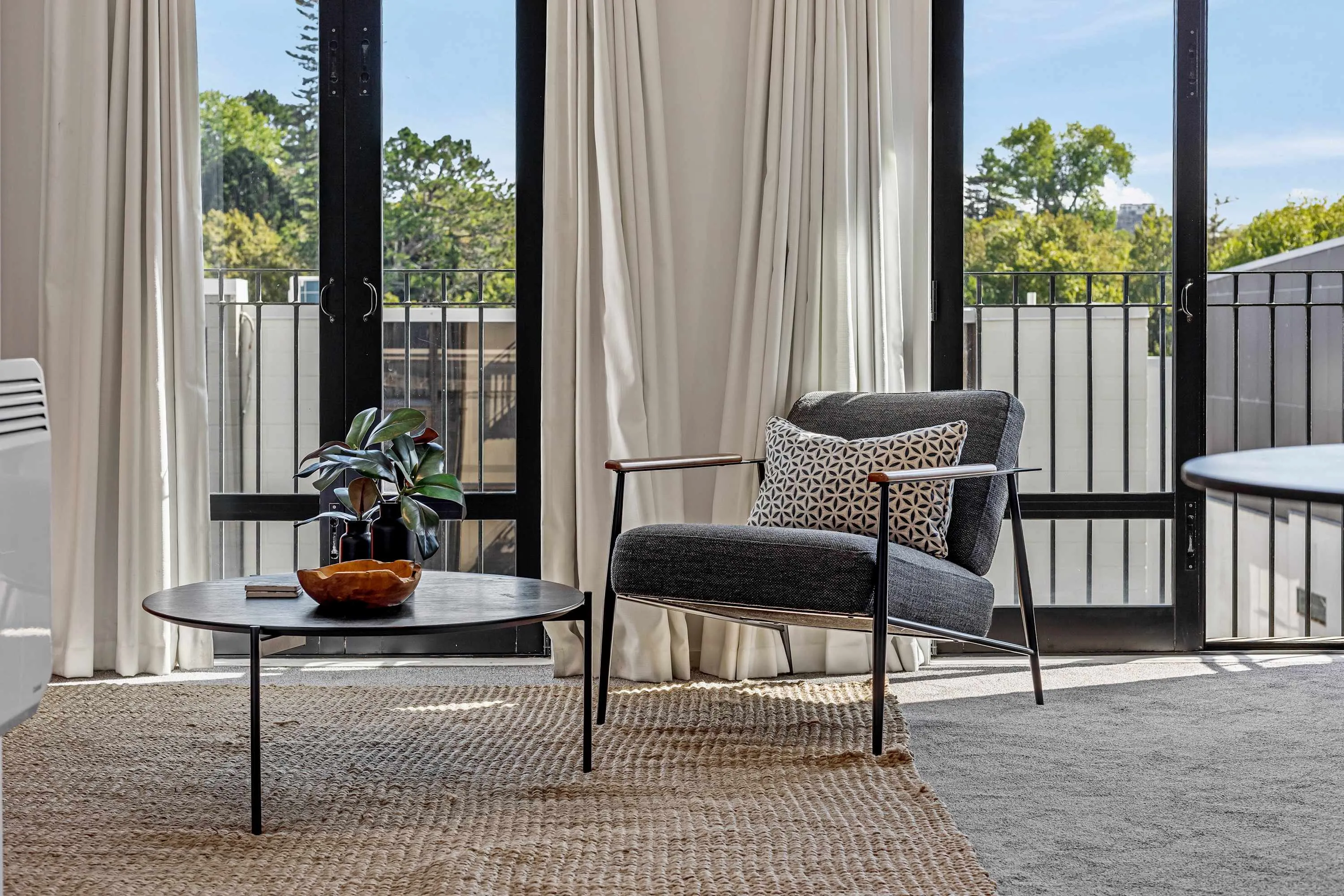Premium Parnell Flat -- Charming 1br, Work-from-home Ready With Private Study Nook #5