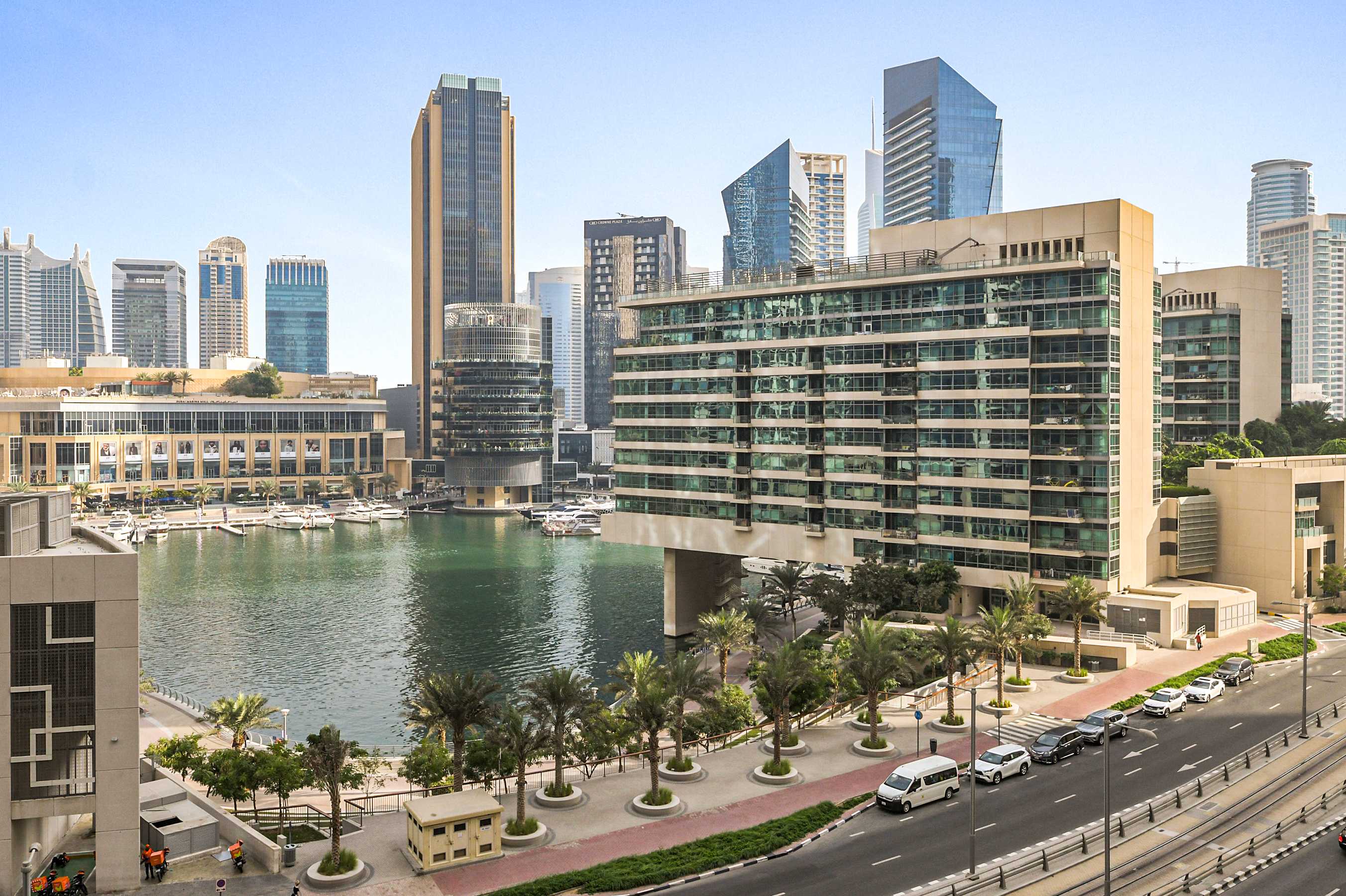 Premium 72m2 Dubai Flat With Dedicated Home Office And Beach Access For Remote Work #5