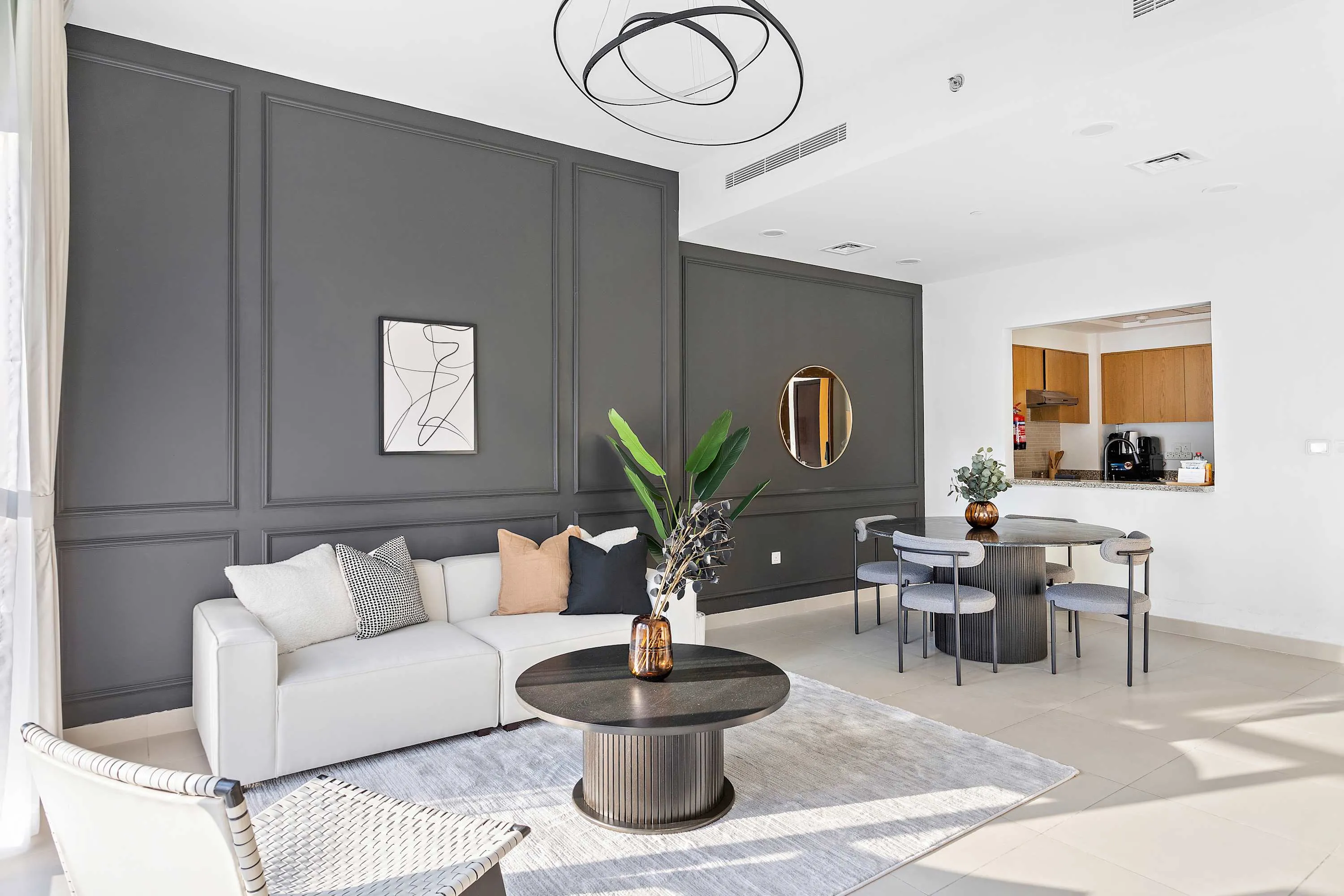 Refined Dubai Flat With Bright Home Office And Pool Access In Bellevue Tower #5