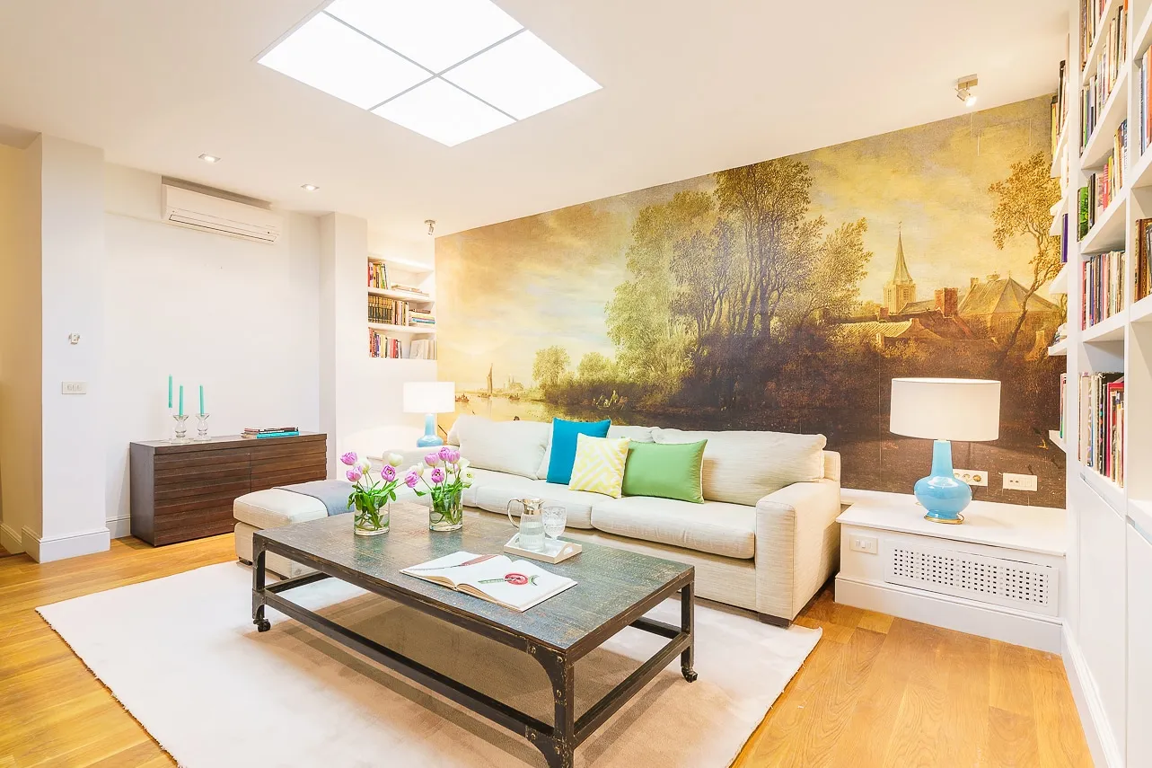 Spacious Madrid Flat With Dedicated Home Office For Remote Work Flexibility #2