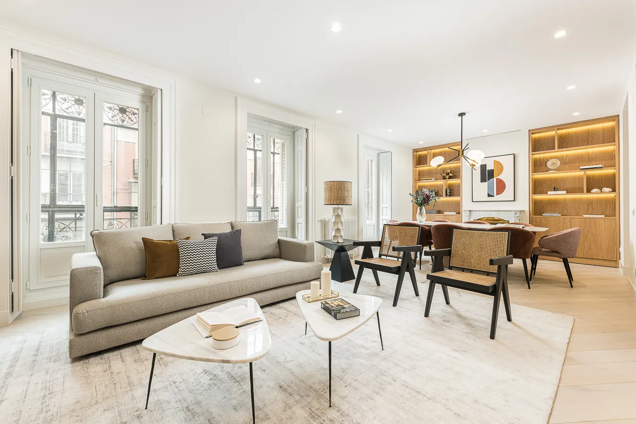Expansive Modern Rooftop Flat With Dedicated Home Office In Madrid Center #2