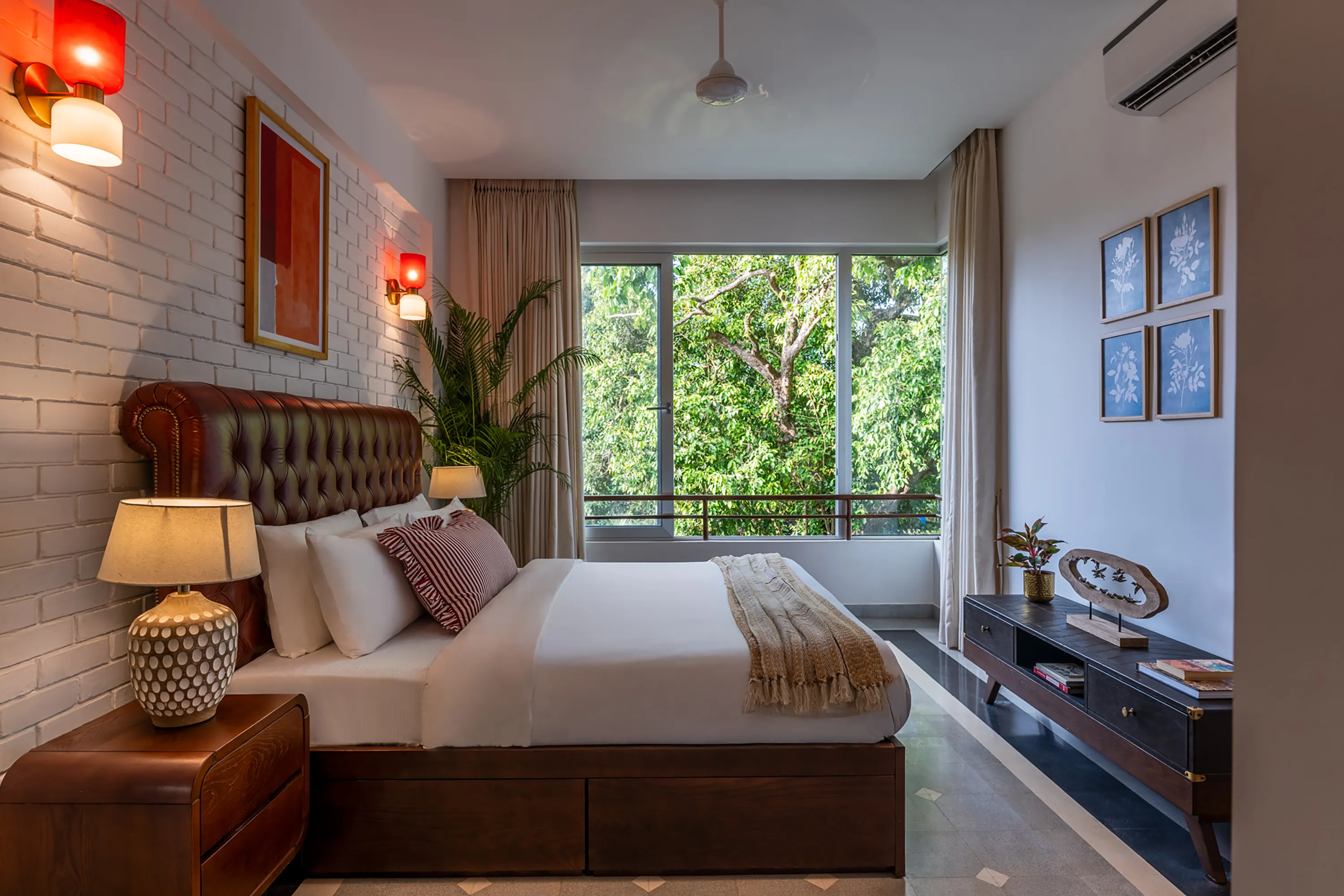 Chic 2-bed City Flat With Home Office Space In Goa's Center For Remote Work #5