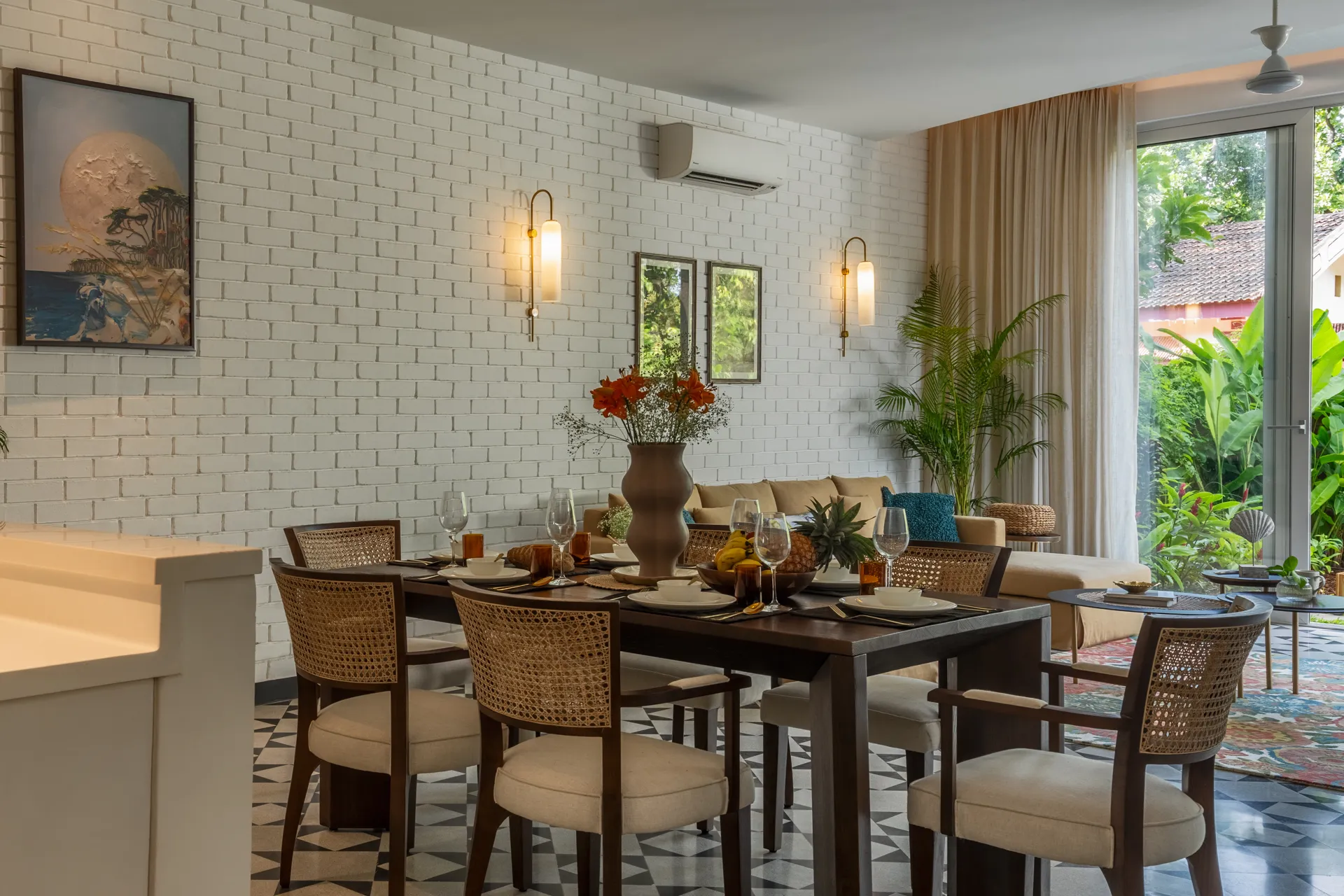 Chic 2-bed City Flat With Home Office Space In Goa's Center For Remote Work #3