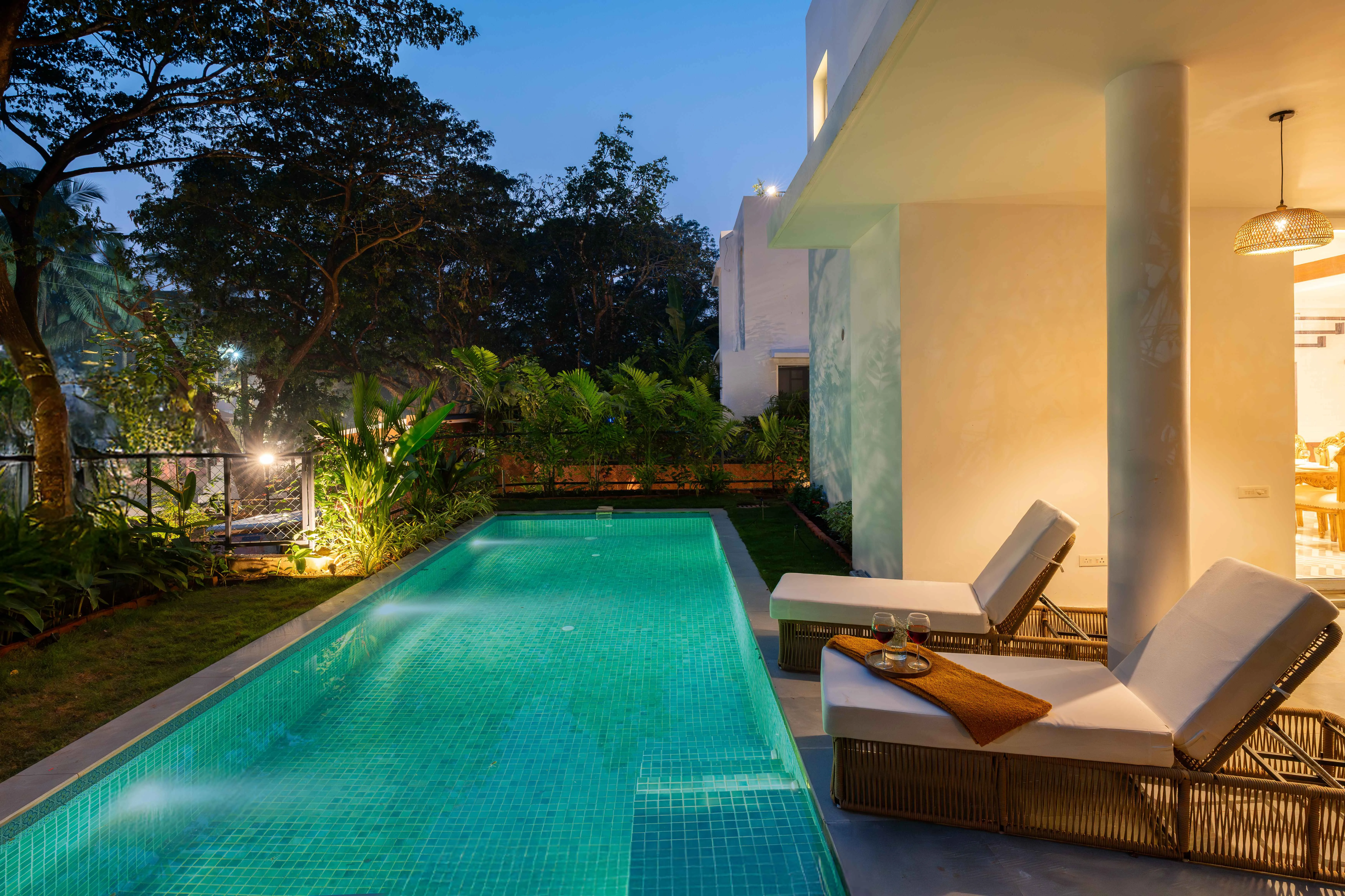 Impressive 2-bed Goa Flat With City Views And Dedicated Home Office For Remote Work