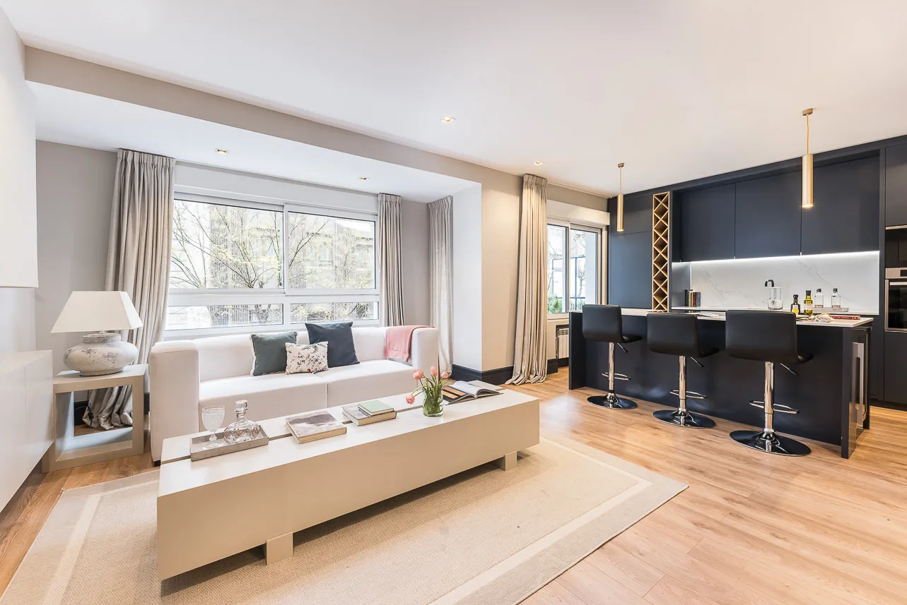 Modern 140m2 Flat In Madrid With Dedicated Home Office & Fast Wifi #2