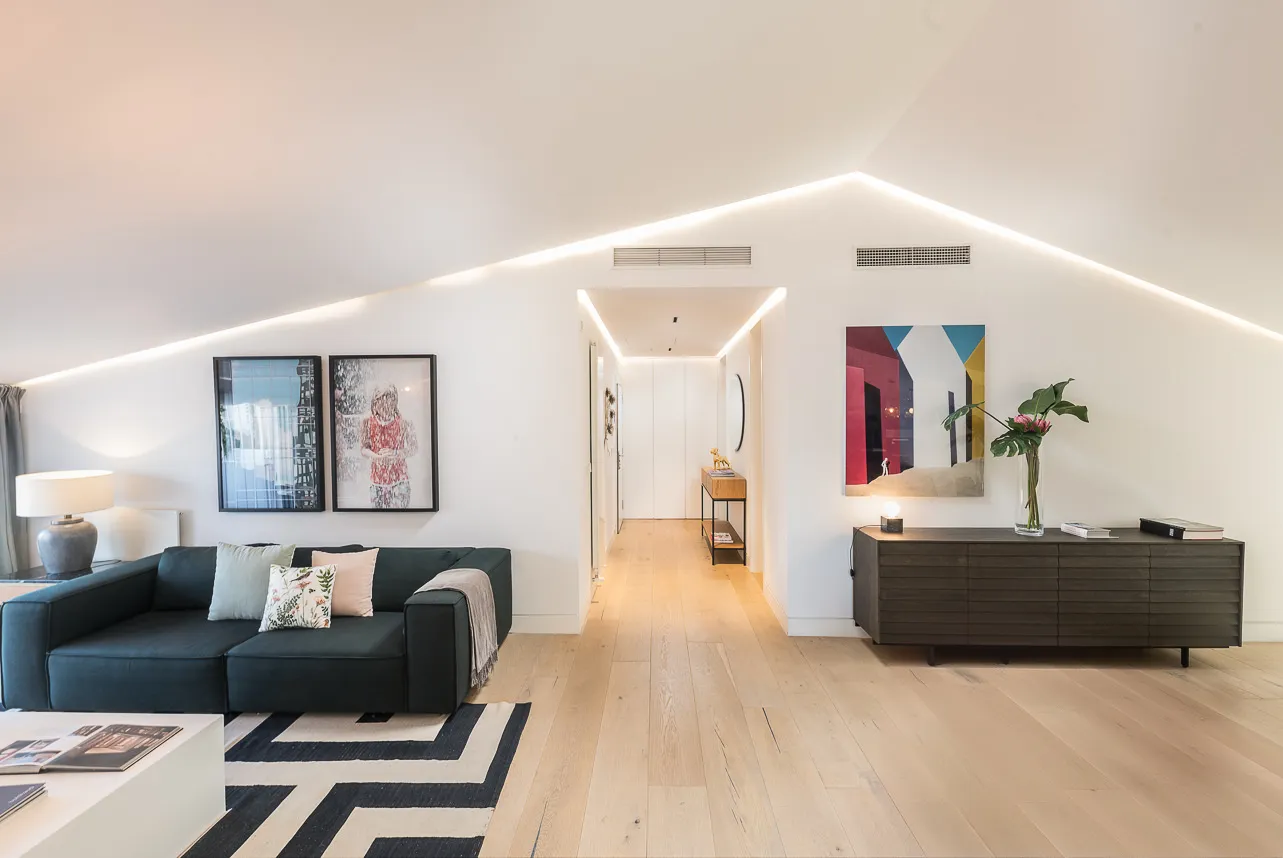 Urban Madrid Penthouse With Expansive Home Office And Panoramic City Views #4