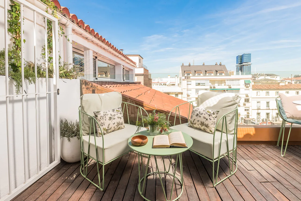 Urban Madrid Penthouse With Expansive Home Office And Panoramic City Views #5