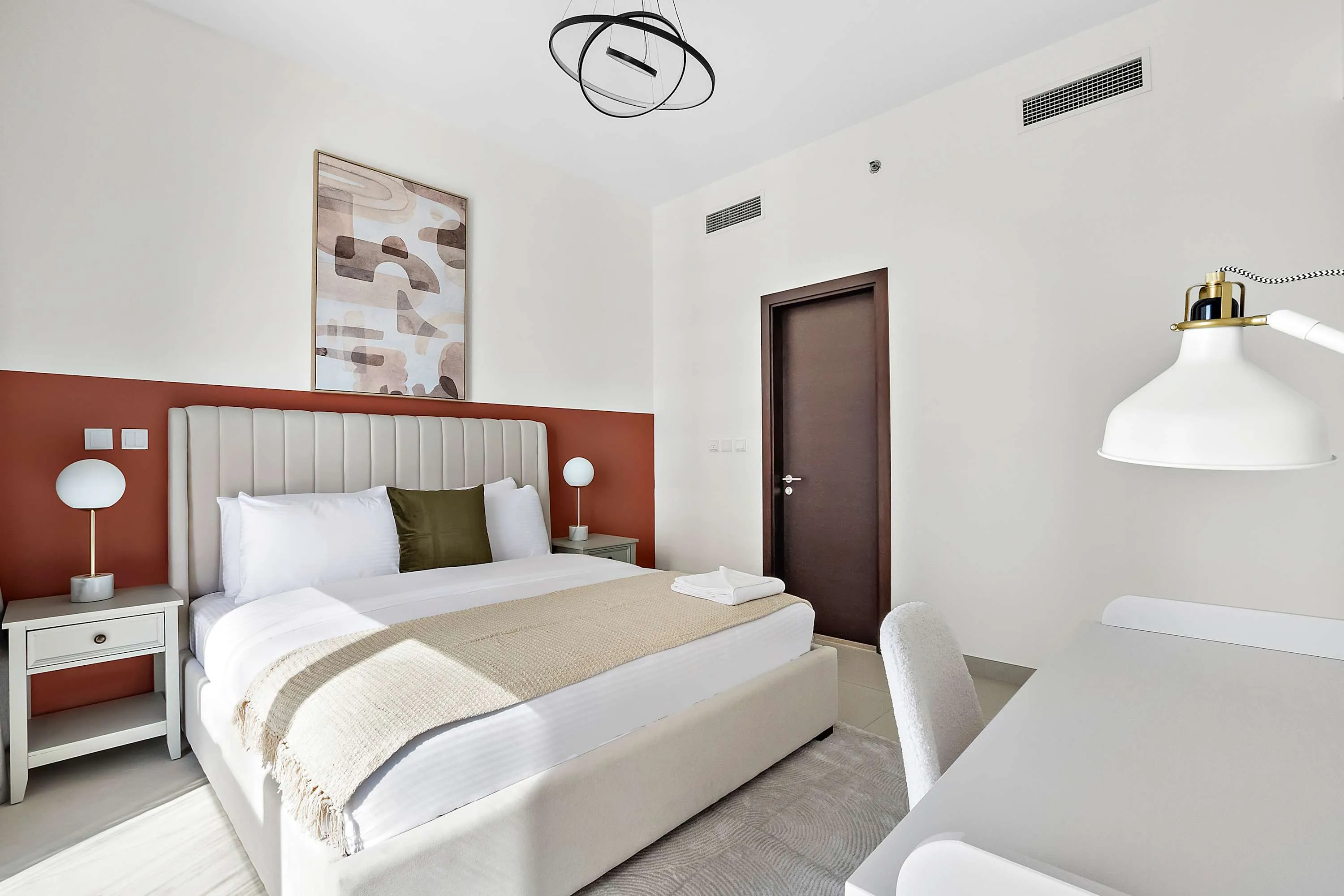 Elegant 2-bed Flat With Dedicated Home Office In Najmat, Abu Dhabi #3