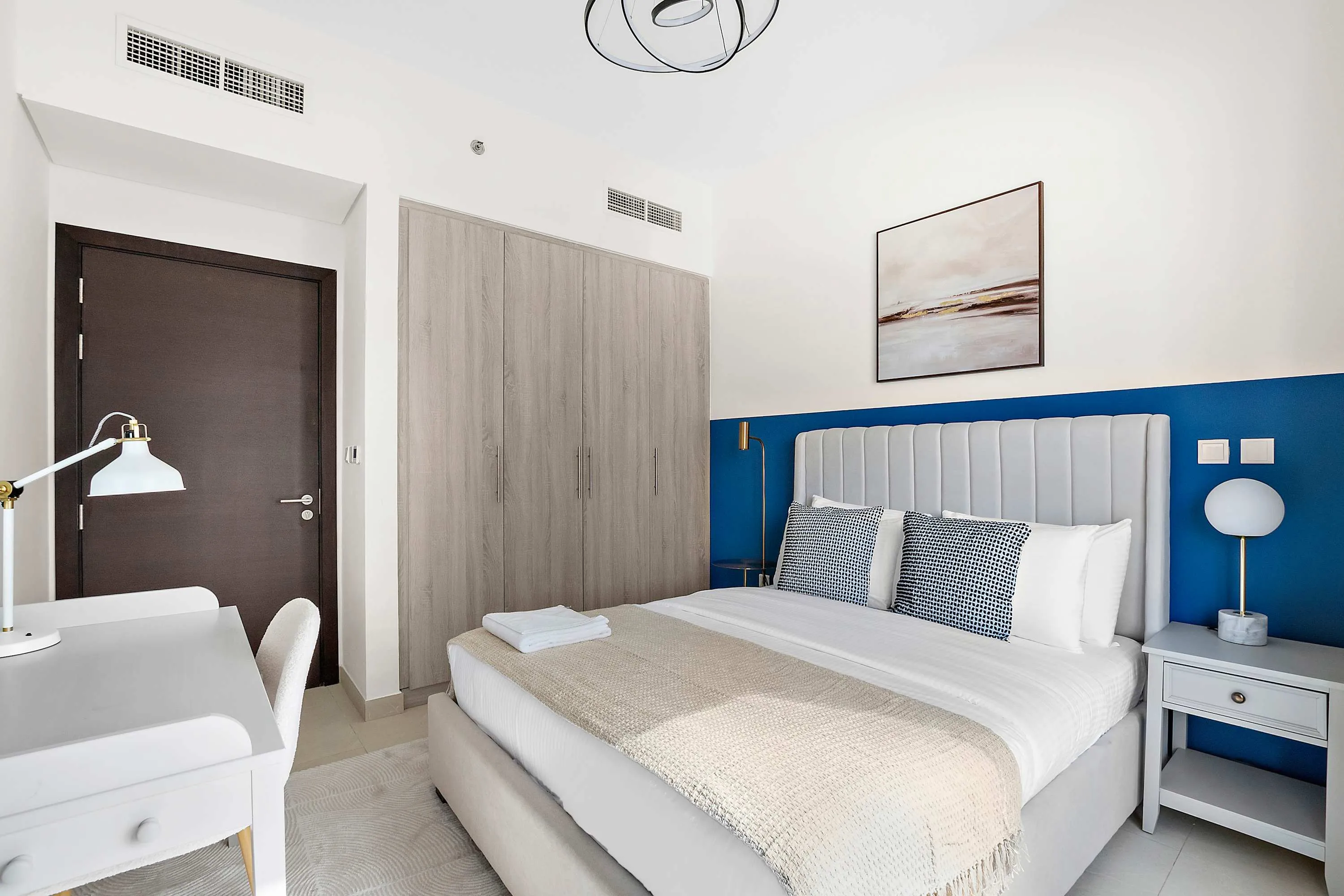 Elegant 2-bed Flat With Dedicated Home Office In Najmat, Abu Dhabi #5