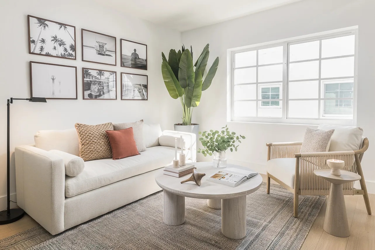 Refined Miami Flat With Dedicated Work Area For Remote Professionals #4