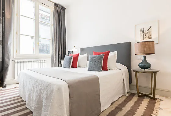 Refined Madrid Flat With Dedicated Home Office In Central Locale For Remote Work #4