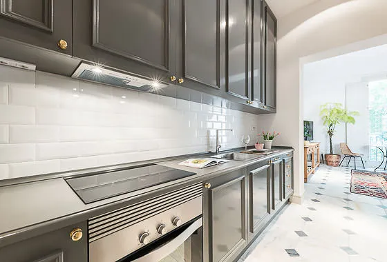 Refined Madrid Flat With Dedicated Home Office In Central Locale For Remote Work #3