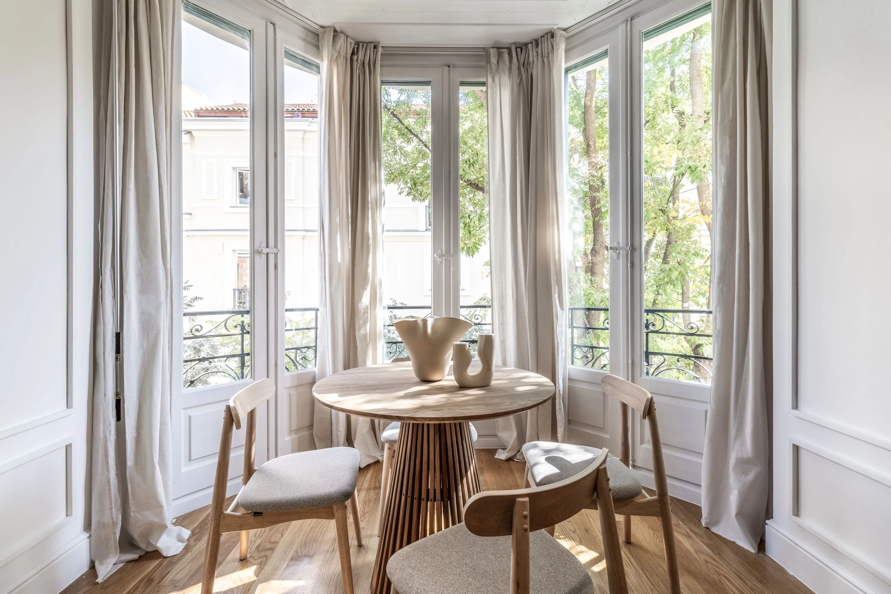 Spacious Madrid Designer Flat With Ultra-fast Wifi And Professional Home Office Setup #5