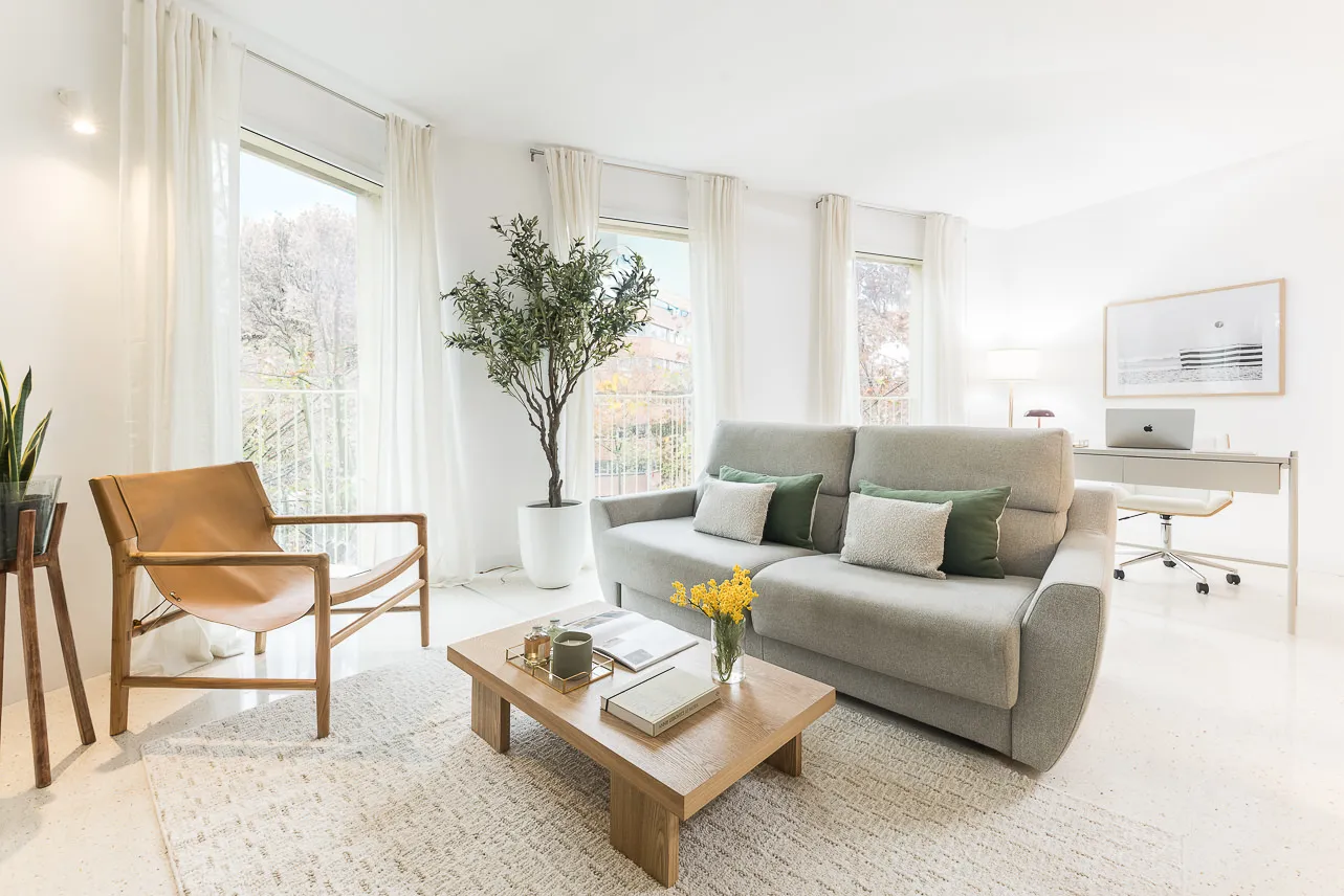 Airy 63 M2 Modern Flat With Home Office, 1br In Barcelona #2