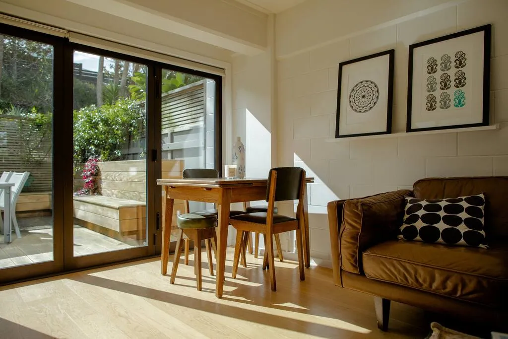 Intimate Contemporary 2br Auckland Flat - Dedicated Work Nook, Sun Patio #4