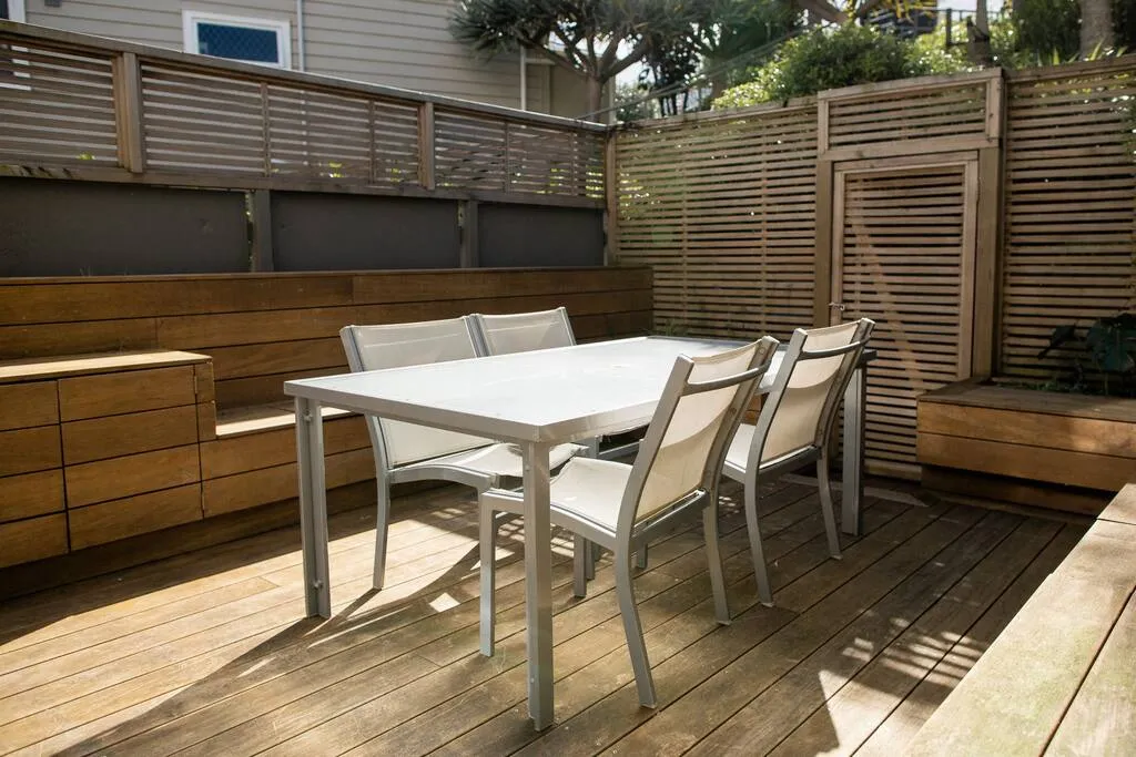 Intimate Contemporary 2br Auckland Flat - Dedicated Work Nook, Sun Patio #2