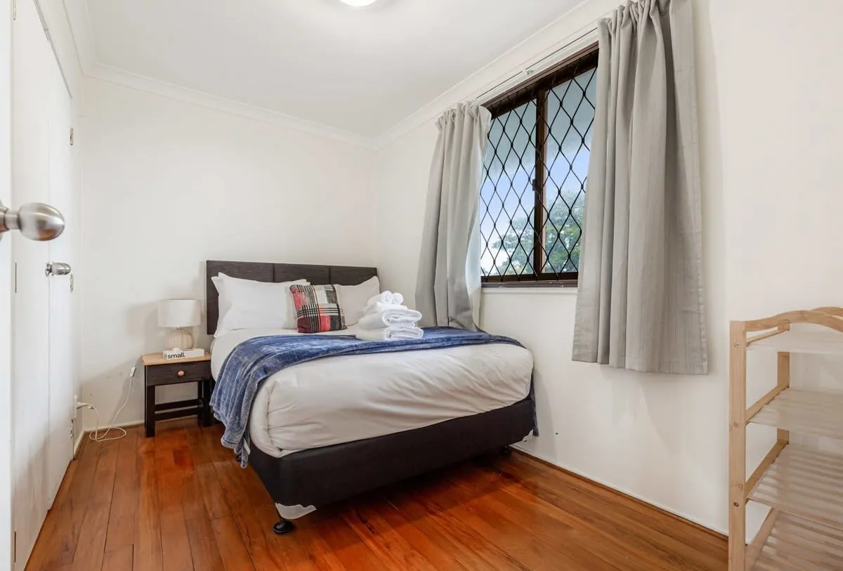 Refined Contemporary Flat In Auckland - Compact 2br With Home Office & Fast Wifi #5
