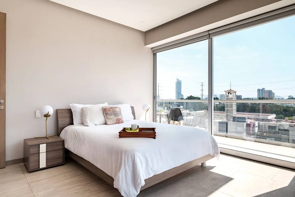 Upscale 3-bedroom Flat With Dedicated Home Office Near Gran Plaza #2