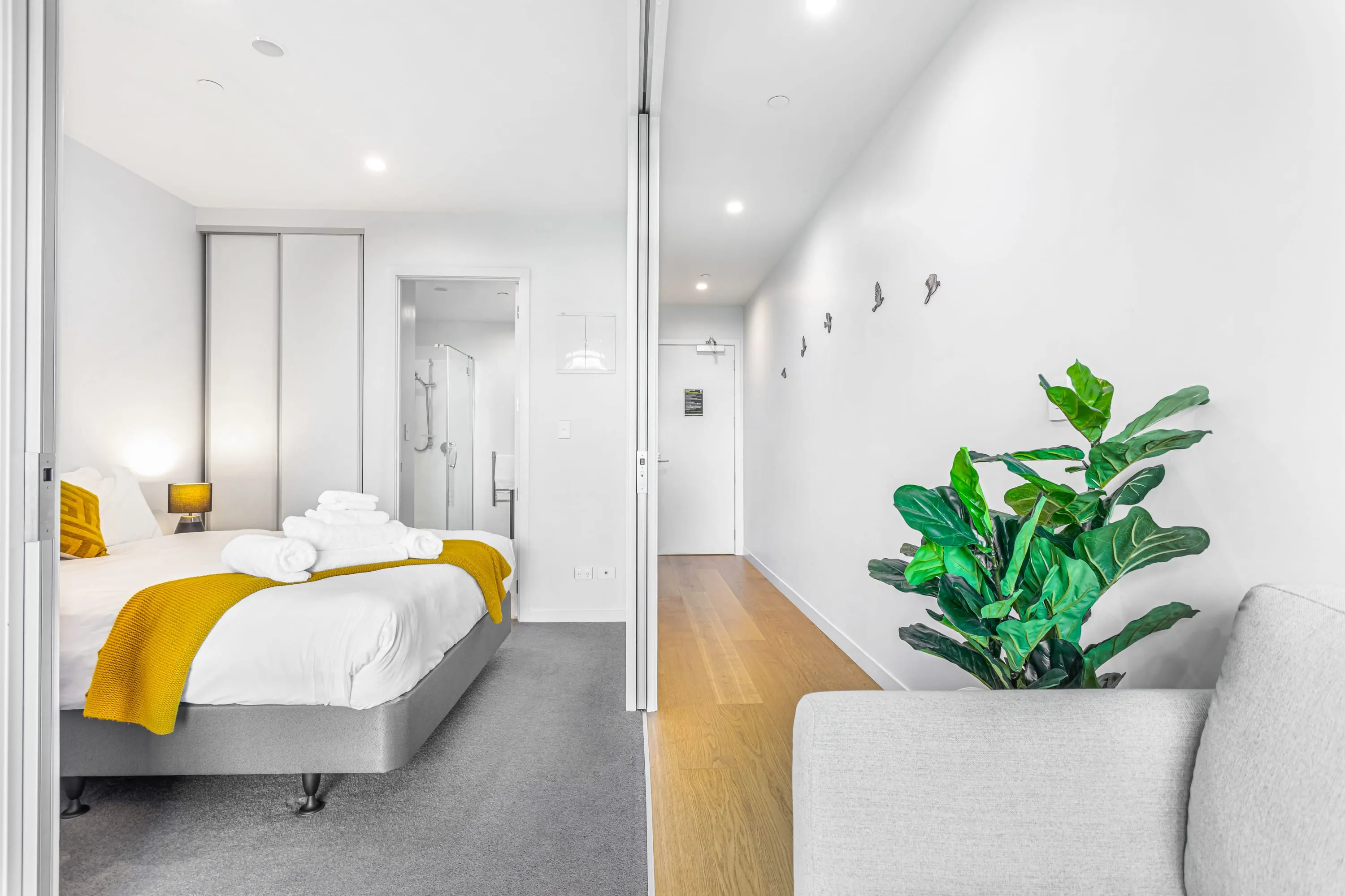 Cozy Luxurious 1br Takapuna Flat -- Work-ready Home Office For Digital Nomads #4