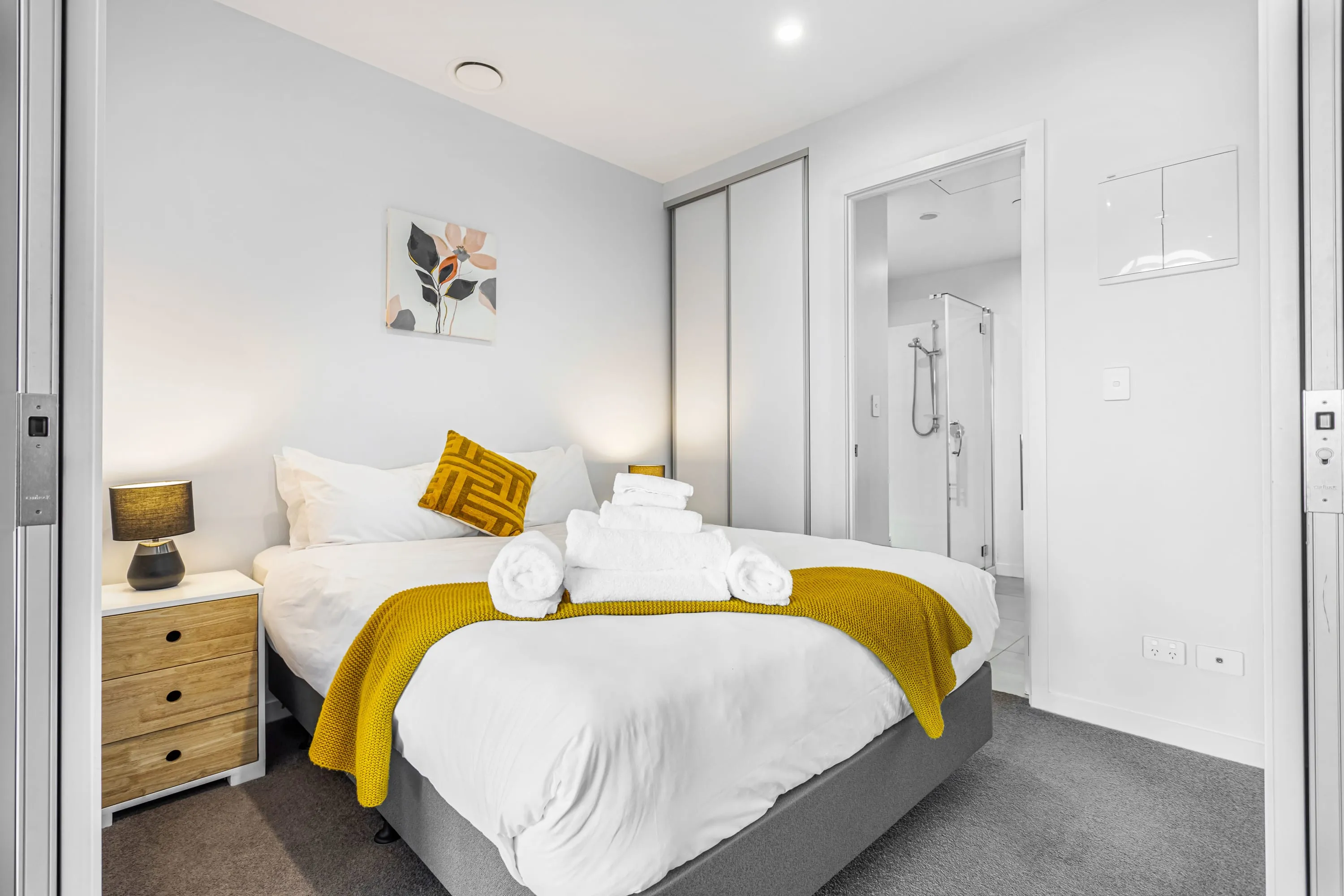 Cozy Luxurious 1br Takapuna Flat -- Work-ready Home Office For Digital Nomads #3