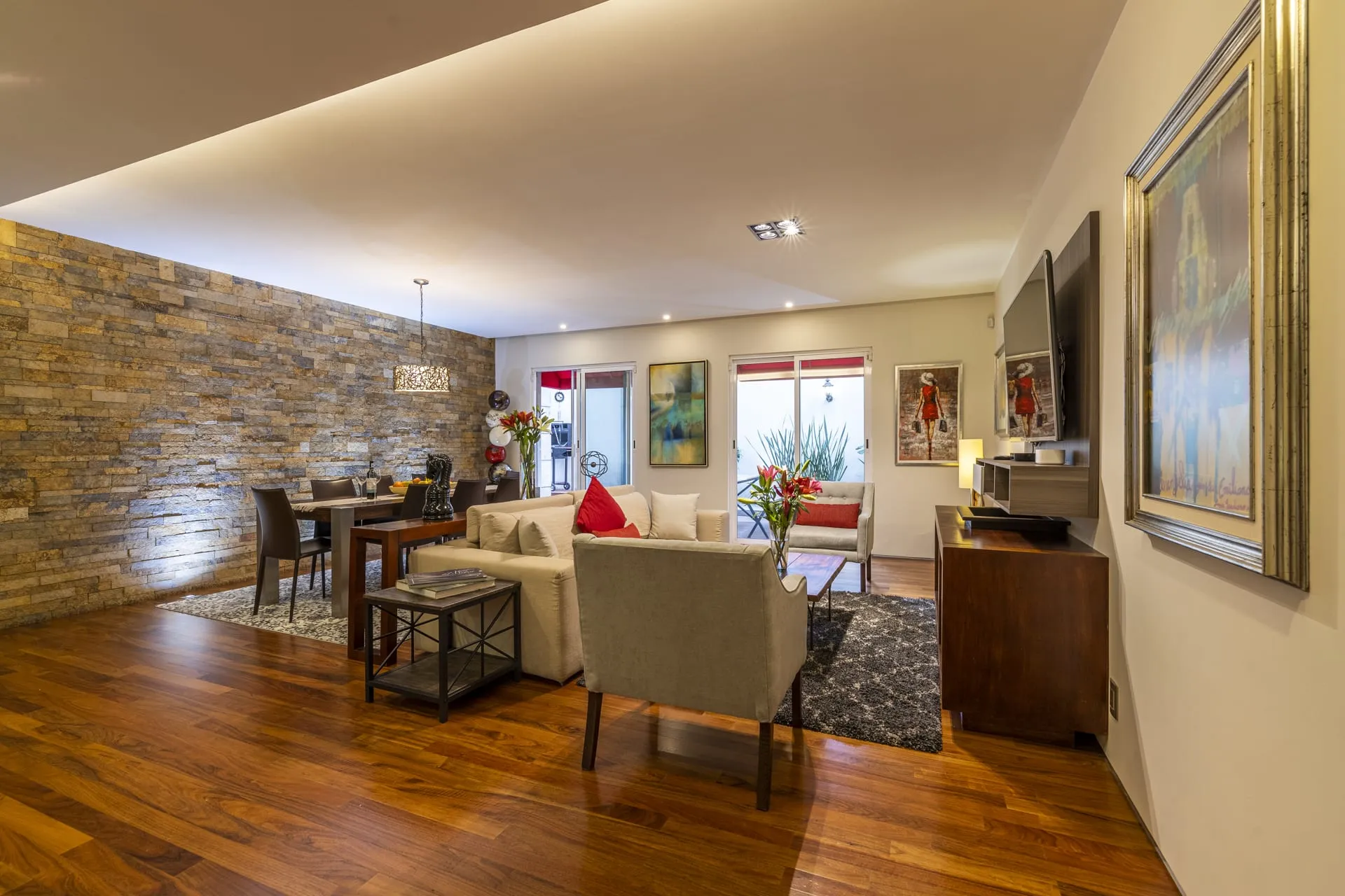 Charming 1-bedroom Flat With Stylish Home Office In Ciudad De Mexico