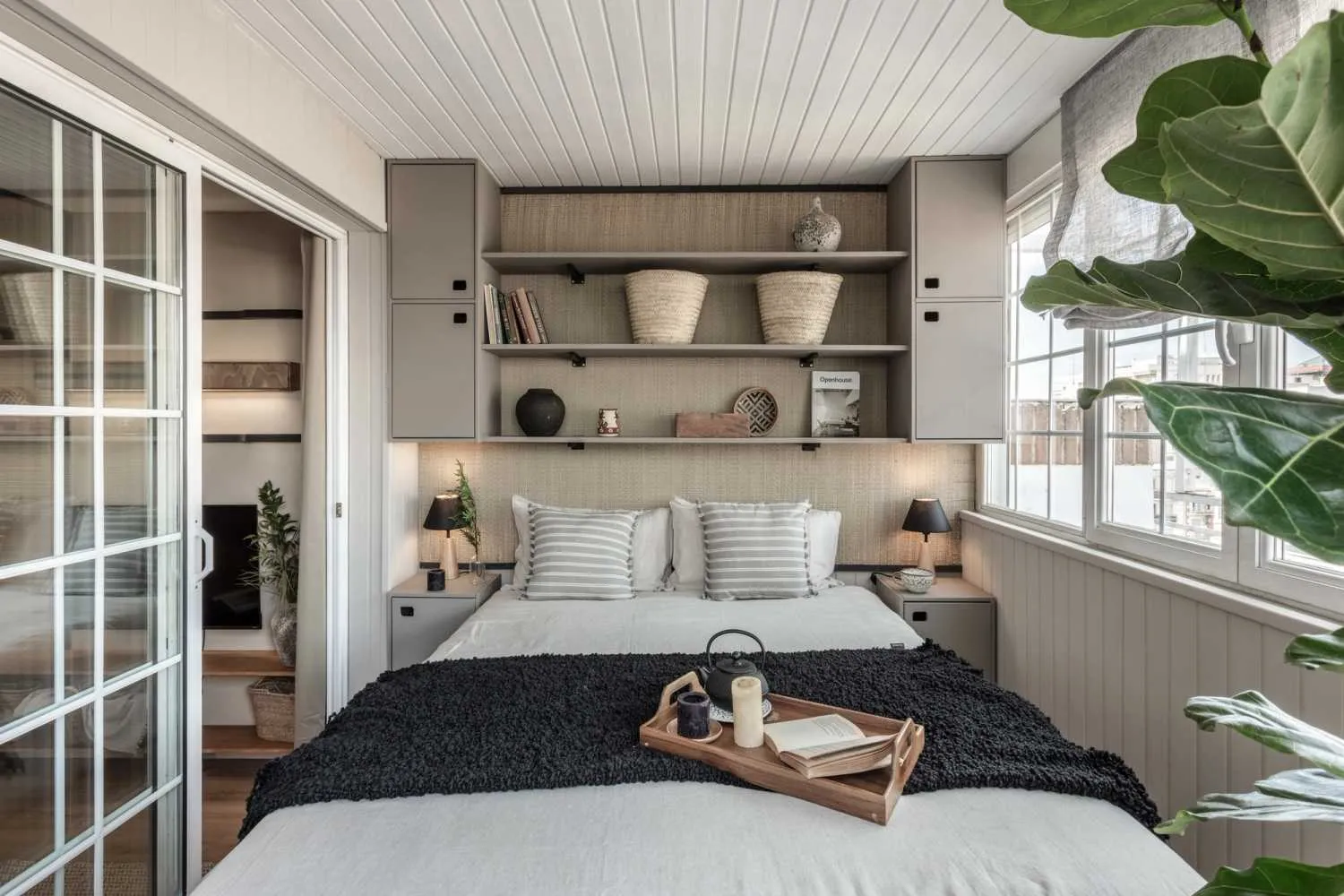 Sleek Madrid Flat With Pro Workspace, Hd Setup & Chef's Kitchen For Remote Work Flexibility #5