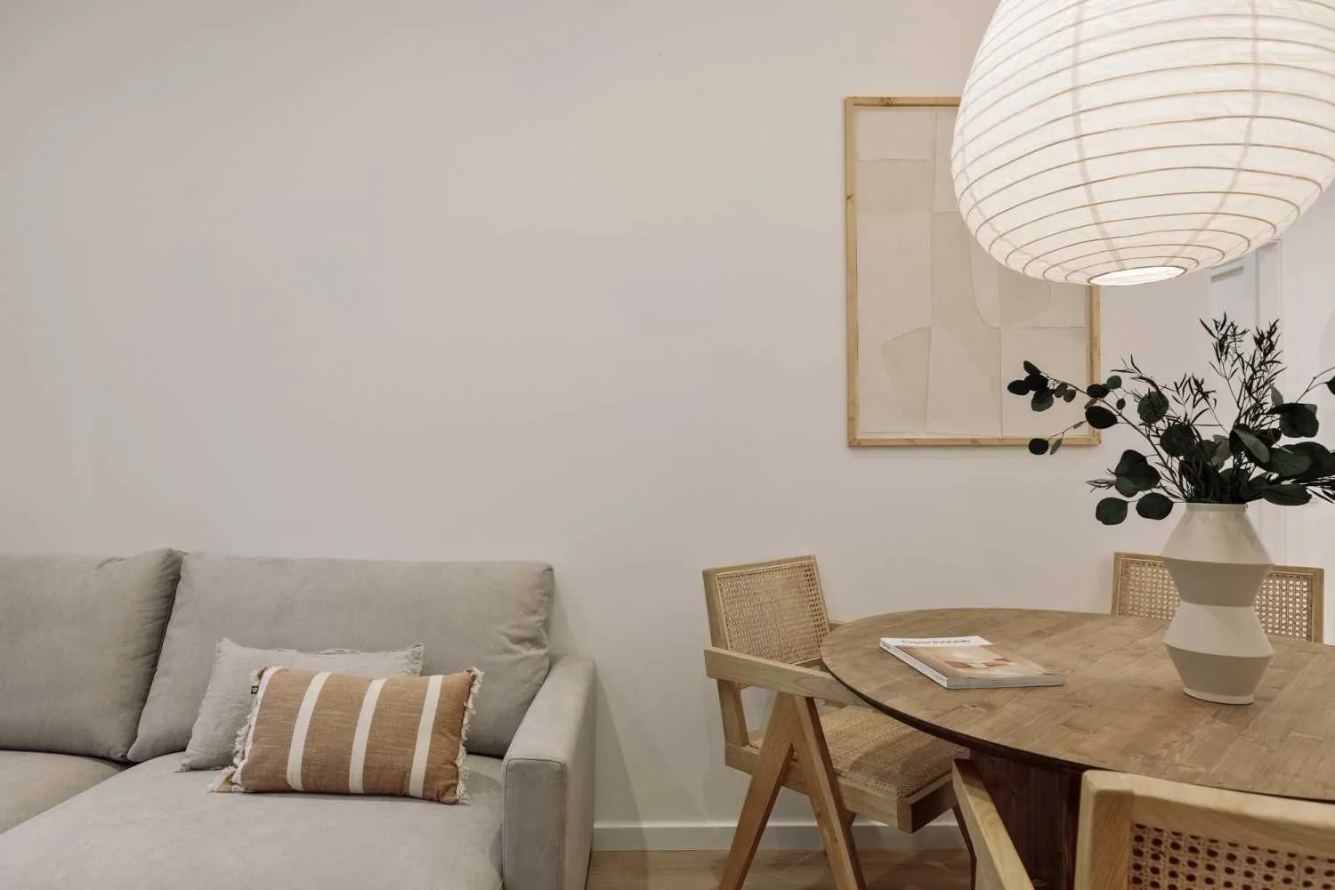 Refined 2br City Flat With High-speed Fiber & Pro Workspace In Barcelona Center #5