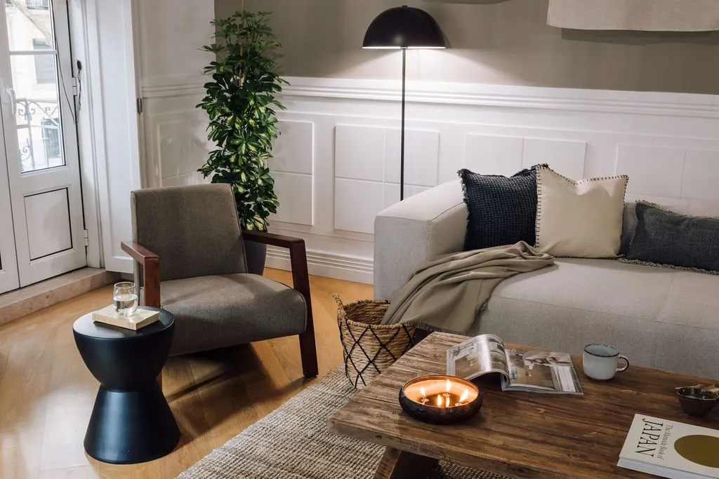 Stylish Lisbon Flat With Ultra-fast Wifi And Professional Home Office Setup #2