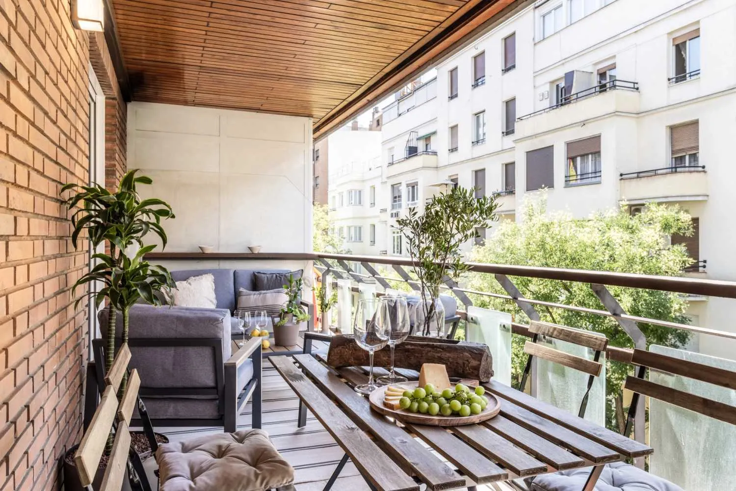 Premium Madrid Flat With Gigabit Internet And Pro Workspace For Remote Work #2
