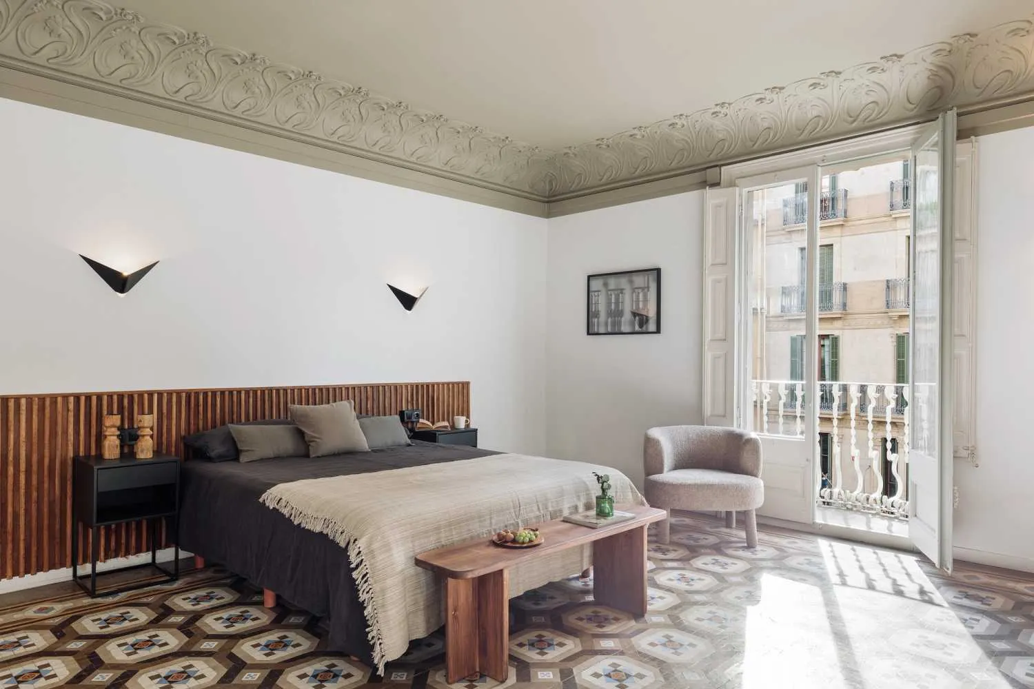 Upscale Barcelona Flat With Pro Workspace & Fiber Internet For Remote Professionals #5