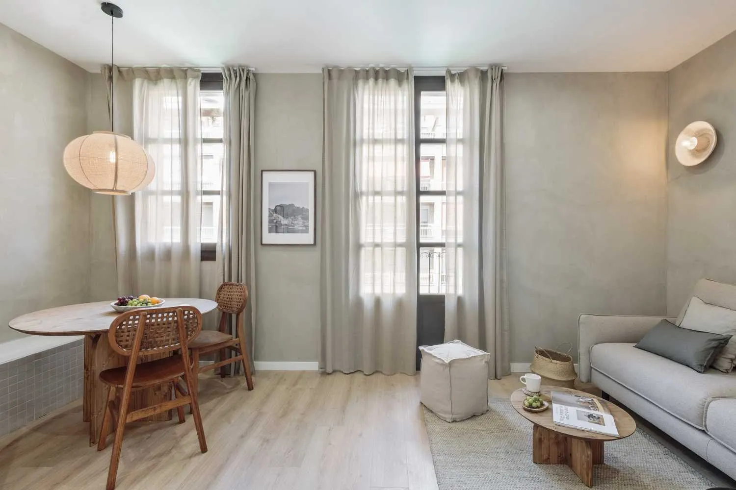 Vast 134m2 Barcelona Flat With Pro Home Office & Premium Connectivity #4